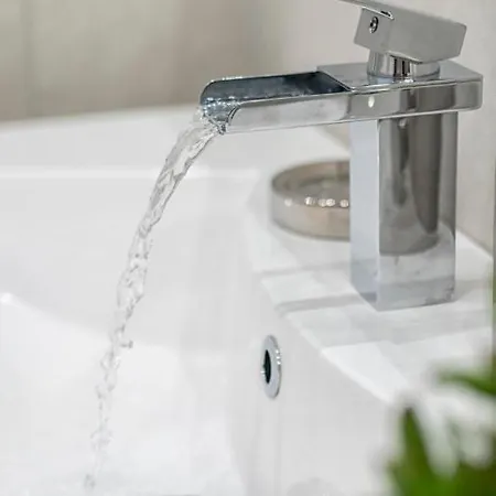 לינה וארוחת בוקר La Valle Miane