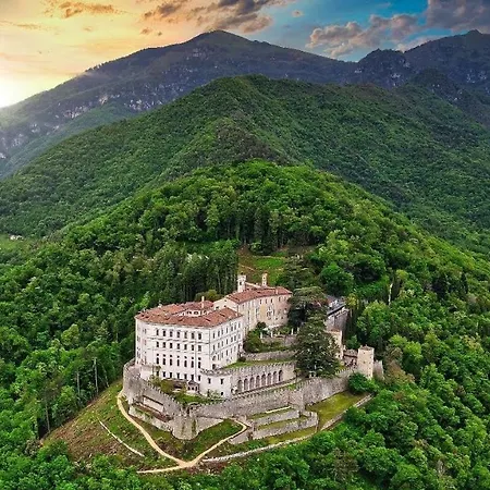La Valle 3*