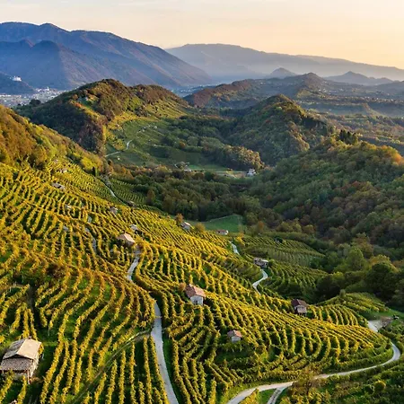 Oda ve Kahvaltı La Valle Miane